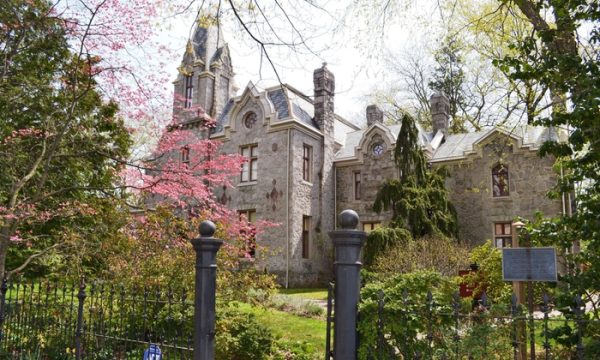 Ebenezer Maxwell Mansion