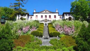 Villa Terrace Art Museum